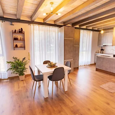 Apartment Domus Lapidis - El Estudio